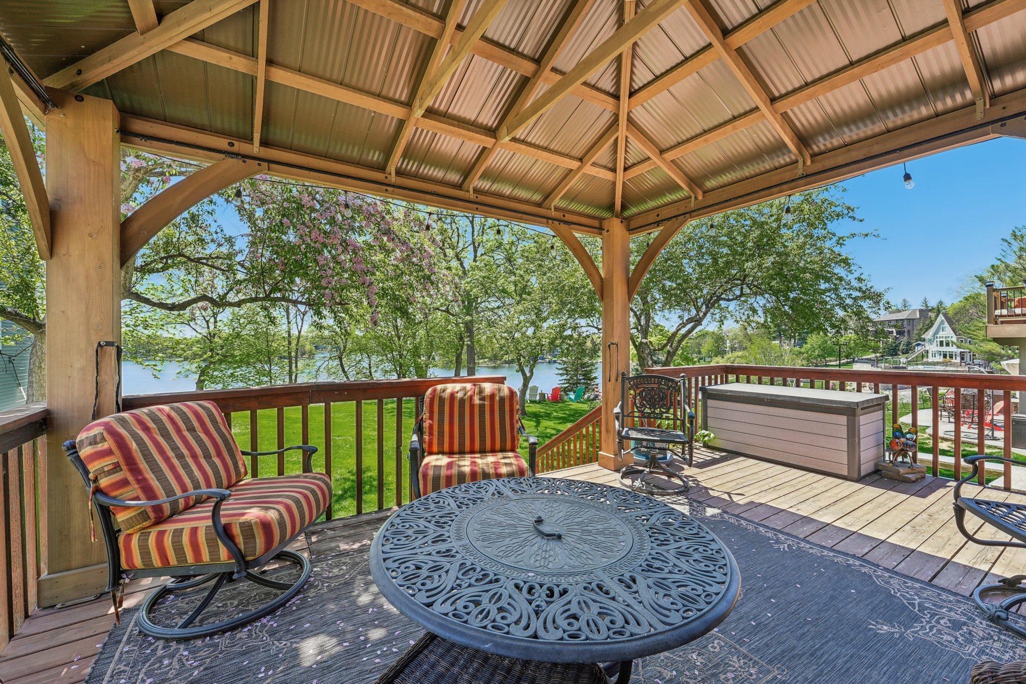 Spacious deck overlooking the lake