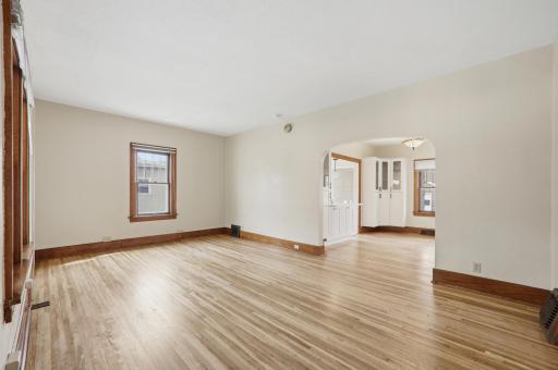 1322 9th Avenue S, Fargo, ND 58103