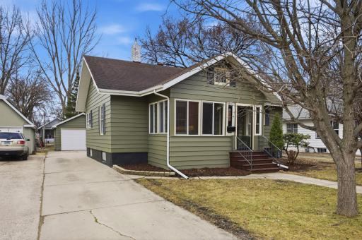 1322 9th Avenue S, Fargo, ND 58103