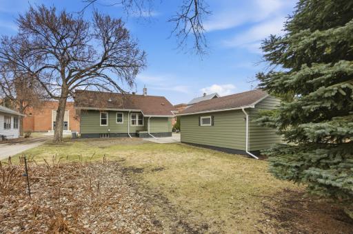 1322 9th Avenue S, Fargo, ND 58103