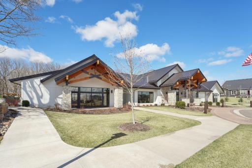 986 Moers Drive, Chaska, MN 55318