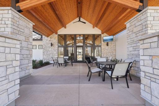986 Moers Drive, Chaska, MN 55318