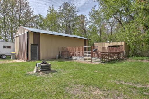 1397 309th Avenue NW, Cambridge, MN 55008