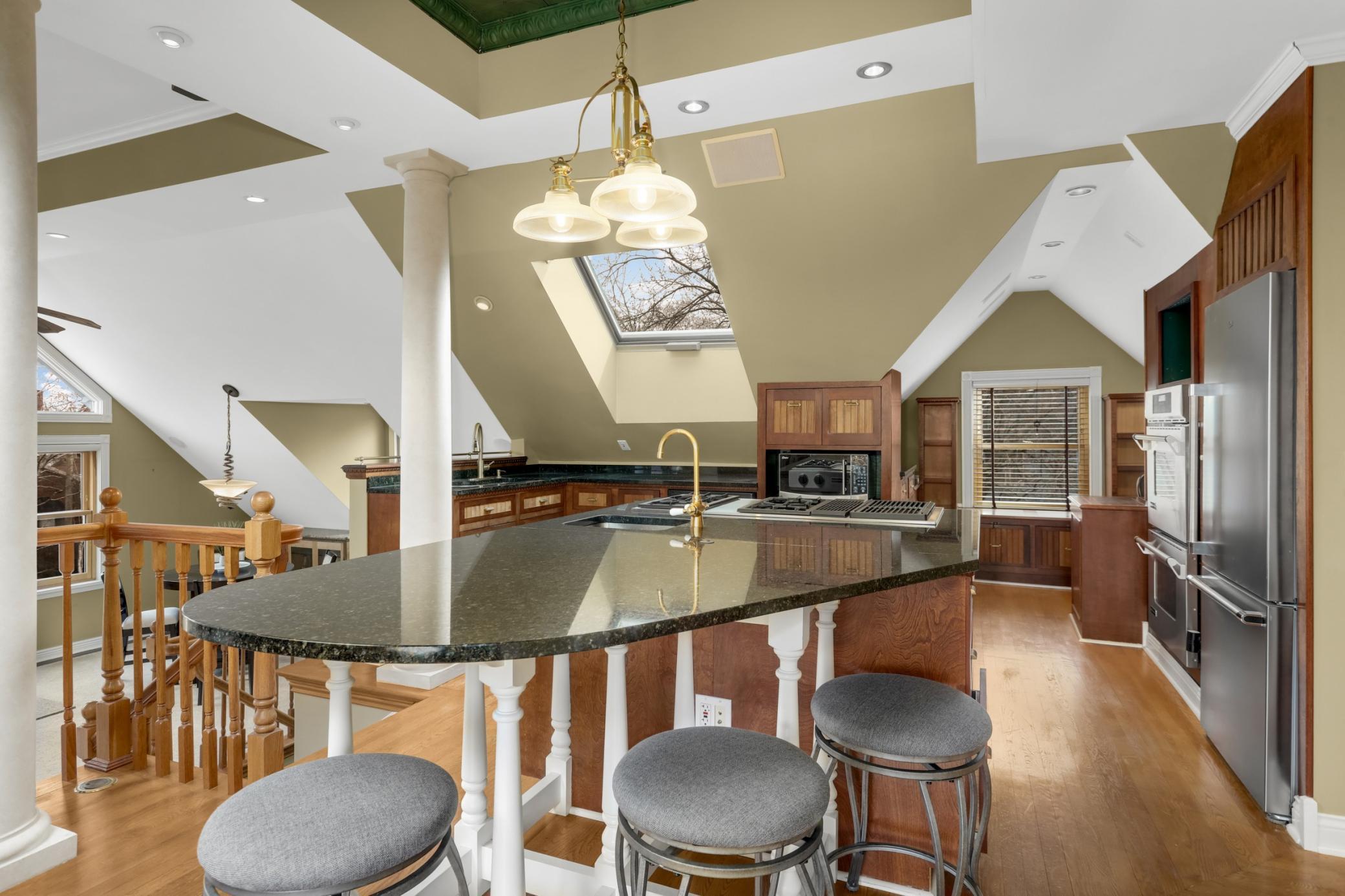 Gourmet kitchen space