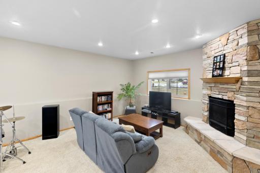 2102 Whitetail Run, Buffalo, MN 55313