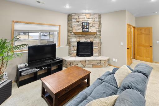 2102 Whitetail Run, Buffalo, MN 55313