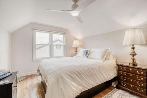 3105 Mondamin St - Web Quality - 024 - 16 Primary Bedroom.jpg