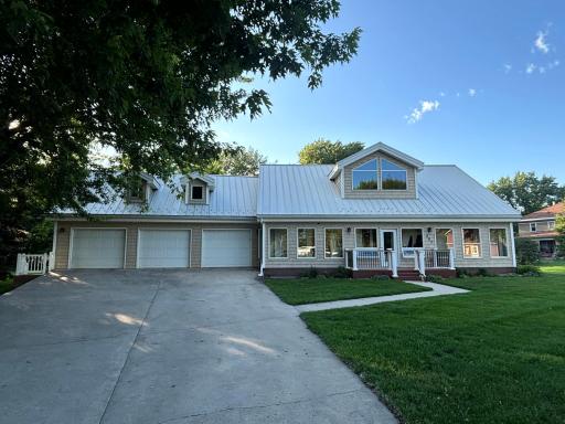 207 N Main Street, Taunton, MN 56291