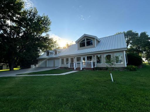 207 N Main Street, Taunton, MN 56291