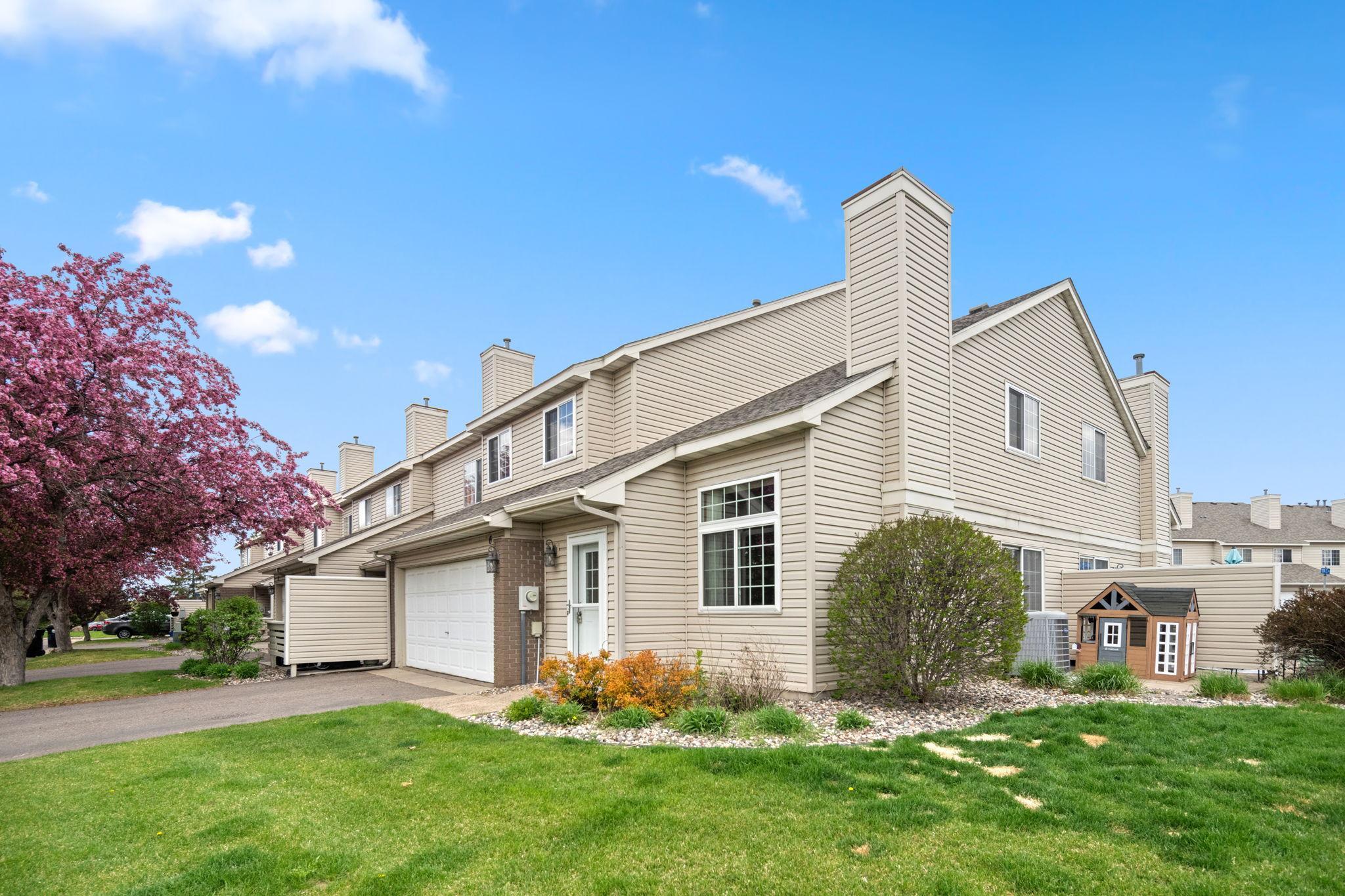 21-web-or-mls-13154-meadowood-curve-nw-6.jpg