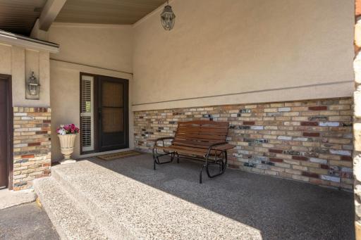 Inviting front patio to welcome your guests.