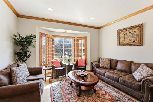 2 Bent Tree Lane, Saint Paul, MN 55127