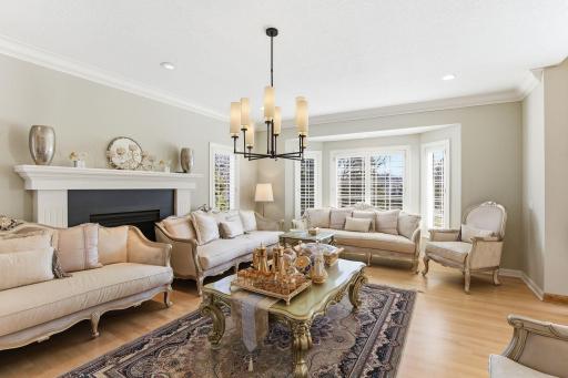 2 Bent Tree Lane, Saint Paul, MN 55127