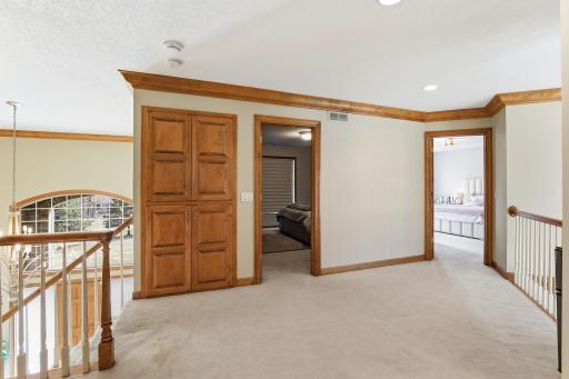 2 Bent Tree Lane, Saint Paul, MN 55127