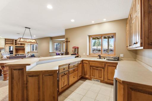 2 Bent Tree Lane, Saint Paul, MN 55127