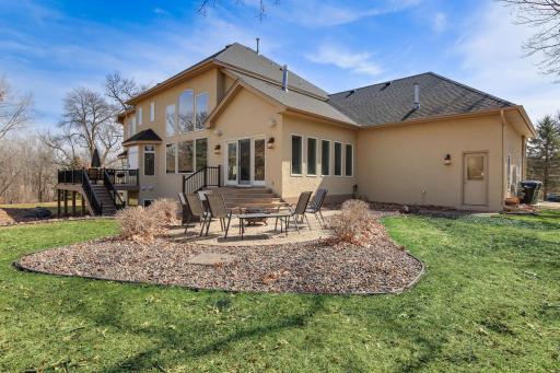 2 Bent Tree Lane, Saint Paul, MN 55127