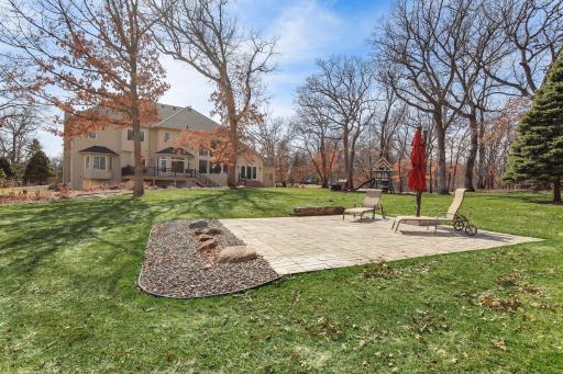 2 Bent Tree Lane, Saint Paul, MN 55127