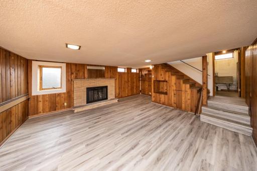 7901 Winsdale Street N, Golden Valley, MN 55427