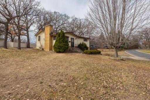 7901 Winsdale Street N, Golden Valley, MN 55427