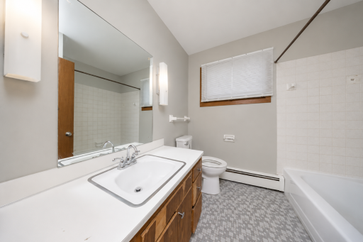 7901 Winsdale Street N, Golden Valley, MN 55427