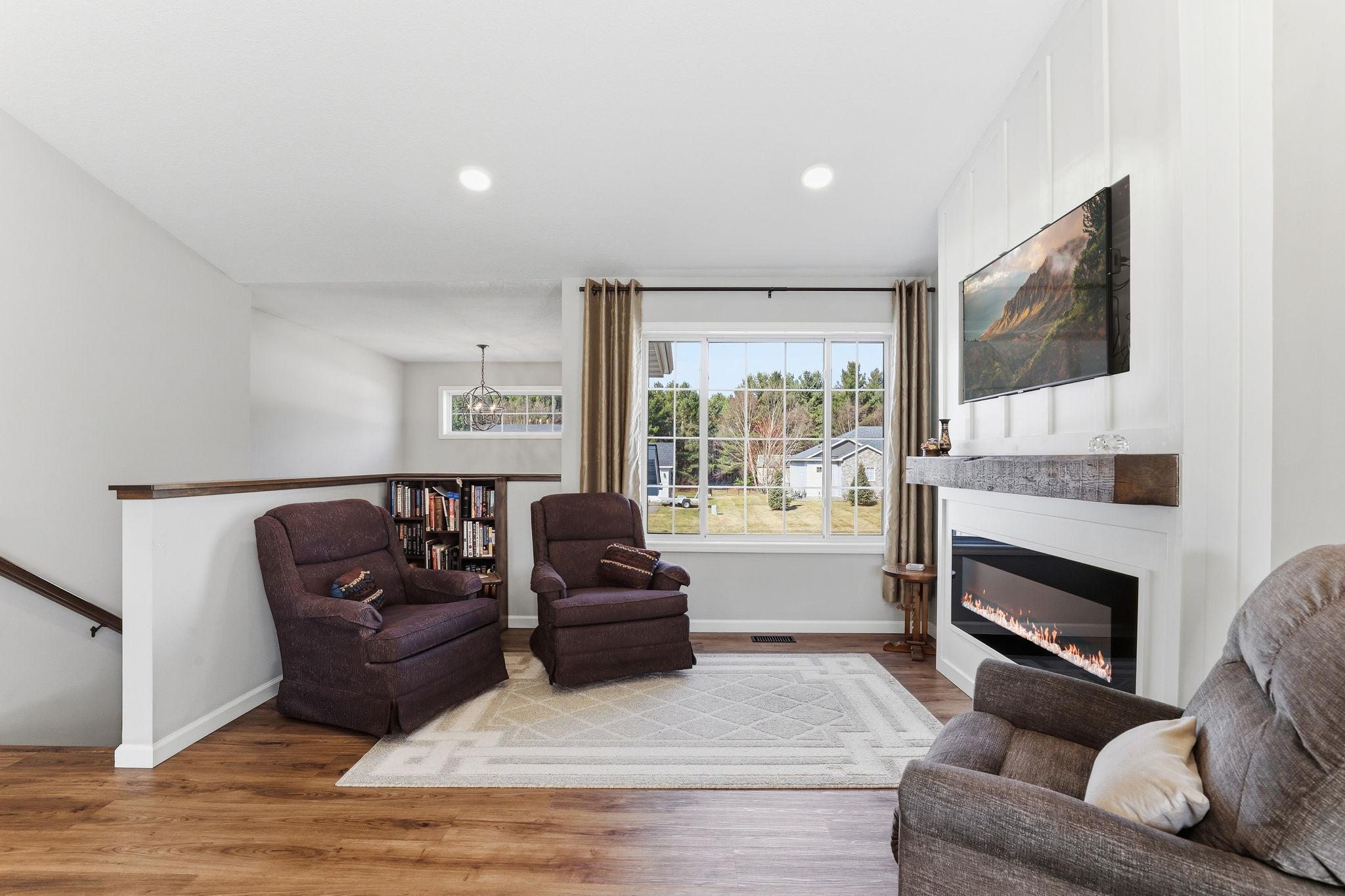 Generous Window Sizes Provide An Abundance of Natural Light!