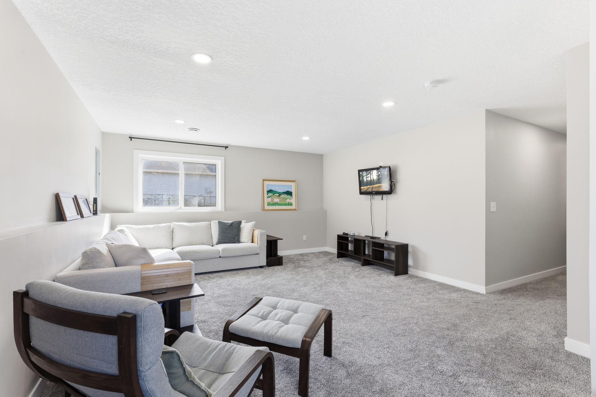 Plenty of Space for Amusement of Hobbys!