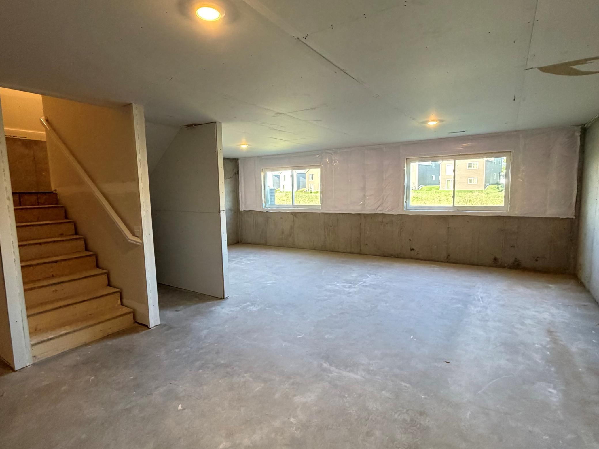 Basement 2.jpg