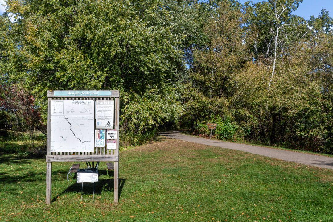 04 - Douglas Trail.jpg