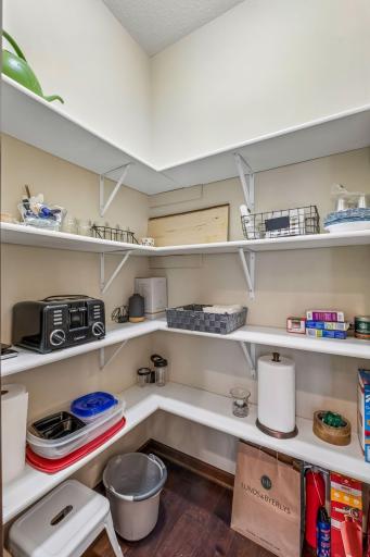 673 Sandstone Circle - Spacecrafting - 0017.jpg