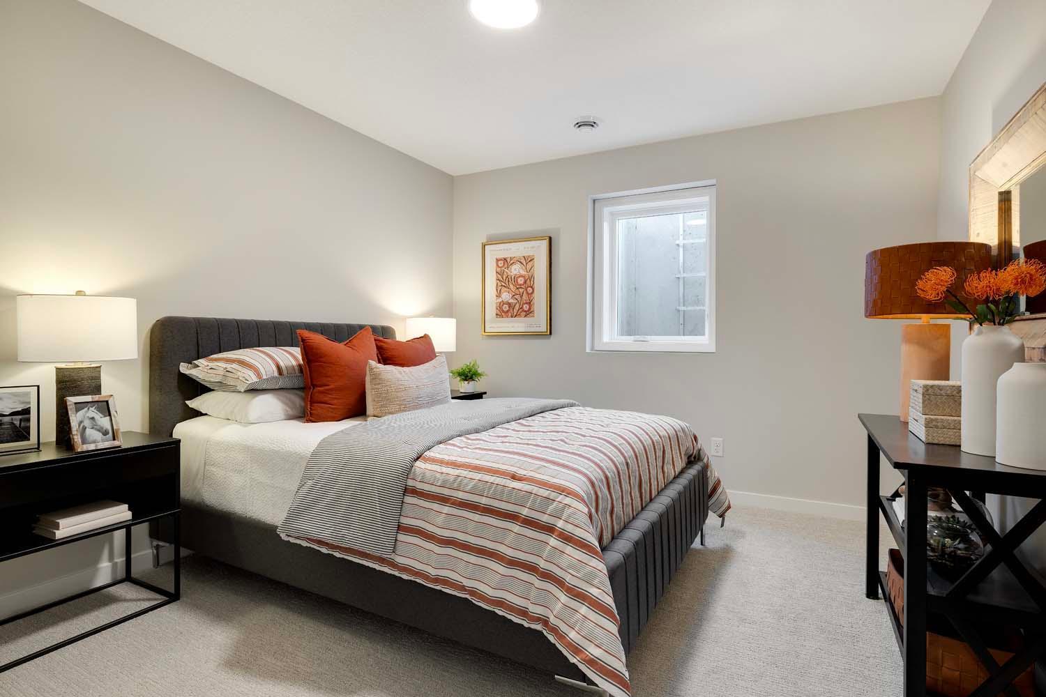 Photo taken from previous model with a similar floorplan. While similar, some options shown in the picture may not be included in this pricing. Please ask for a detailed list of included features for this listing.