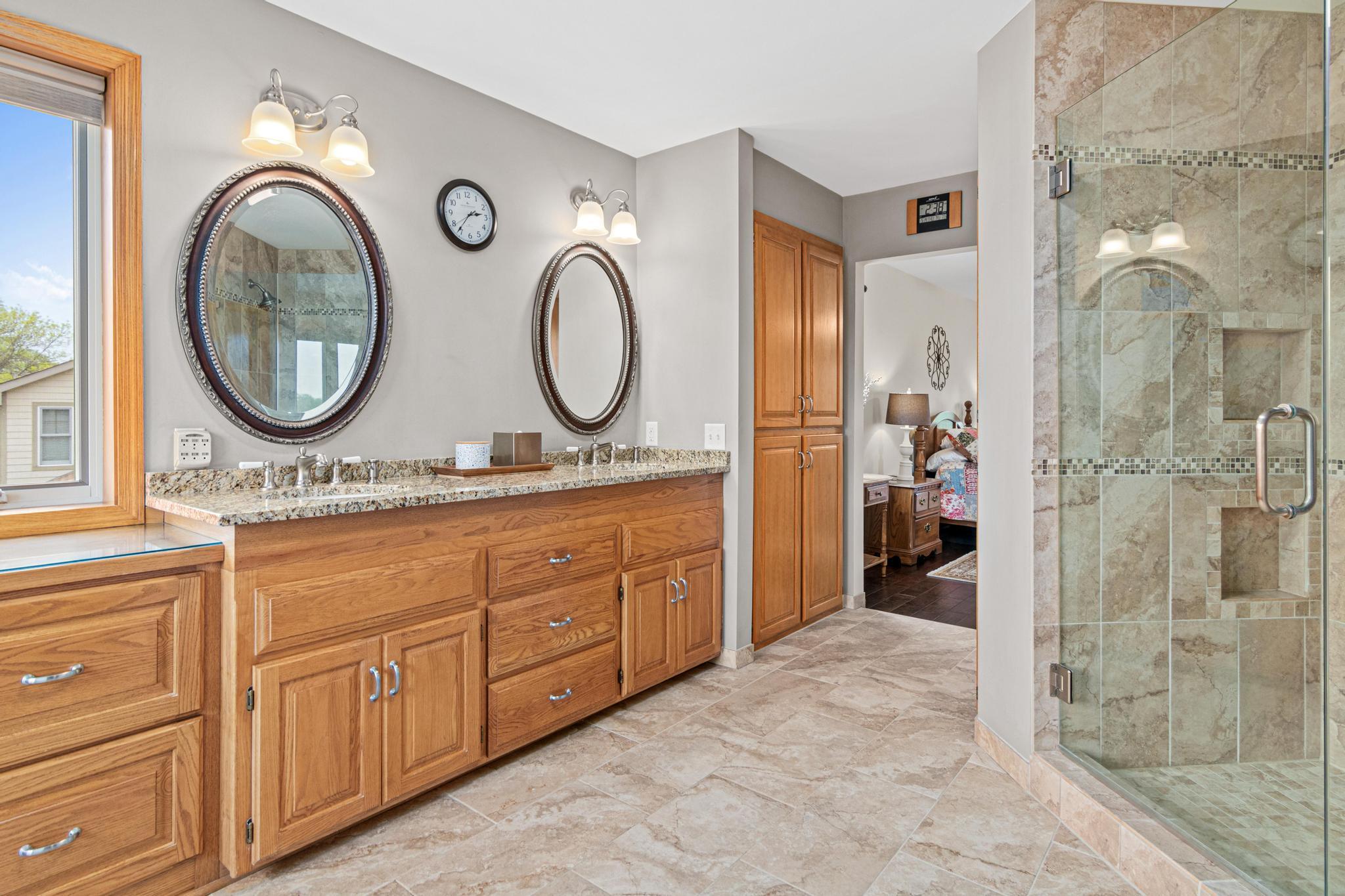 Amazing primary bath recently updated!
