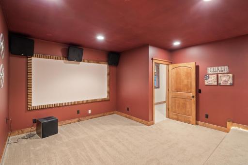 6851 N Shore Trail N, Forest Lake, MN 55025