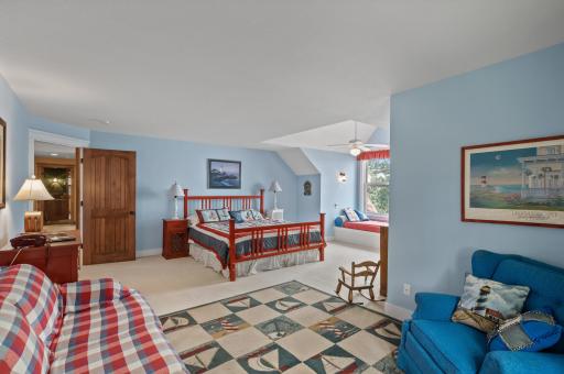 6851 N Shore Trail N, Forest Lake, MN 55025