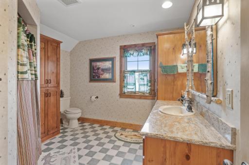 6851 N Shore Trail N, Forest Lake, MN 55025