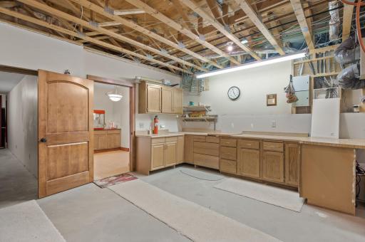 6851 N Shore Trail N, Forest Lake, MN 55025