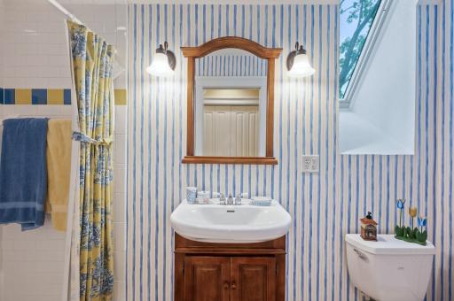 6851 N Shore Trail N, Forest Lake, MN 55025
