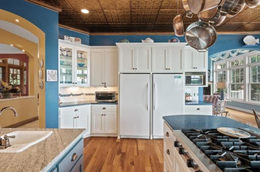 6851 N Shore Trail N, Forest Lake, MN 55025