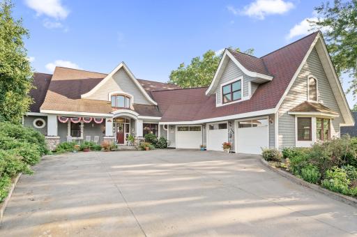 6851 N Shore Trail N, Forest Lake, MN 55025