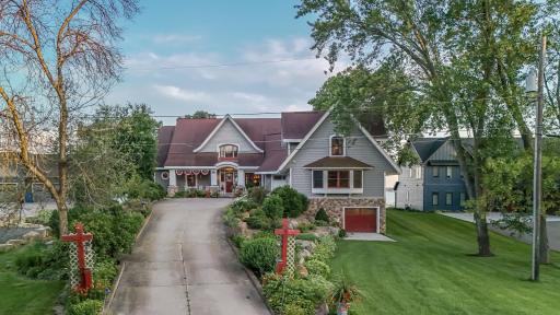 6851 N Shore Trail N, Forest Lake, MN 55025