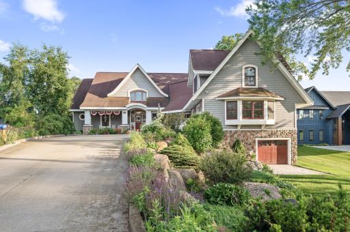 6851 N Shore Trail N, Forest Lake, MN 55025