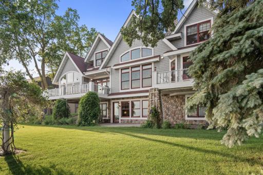 6851 N Shore Trail N, Forest Lake, MN 55025