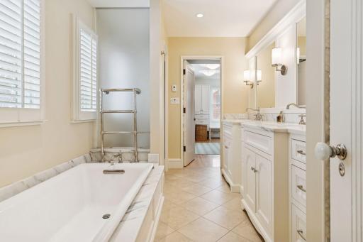 4615 Browndale Avenue, Edina, MN 55424