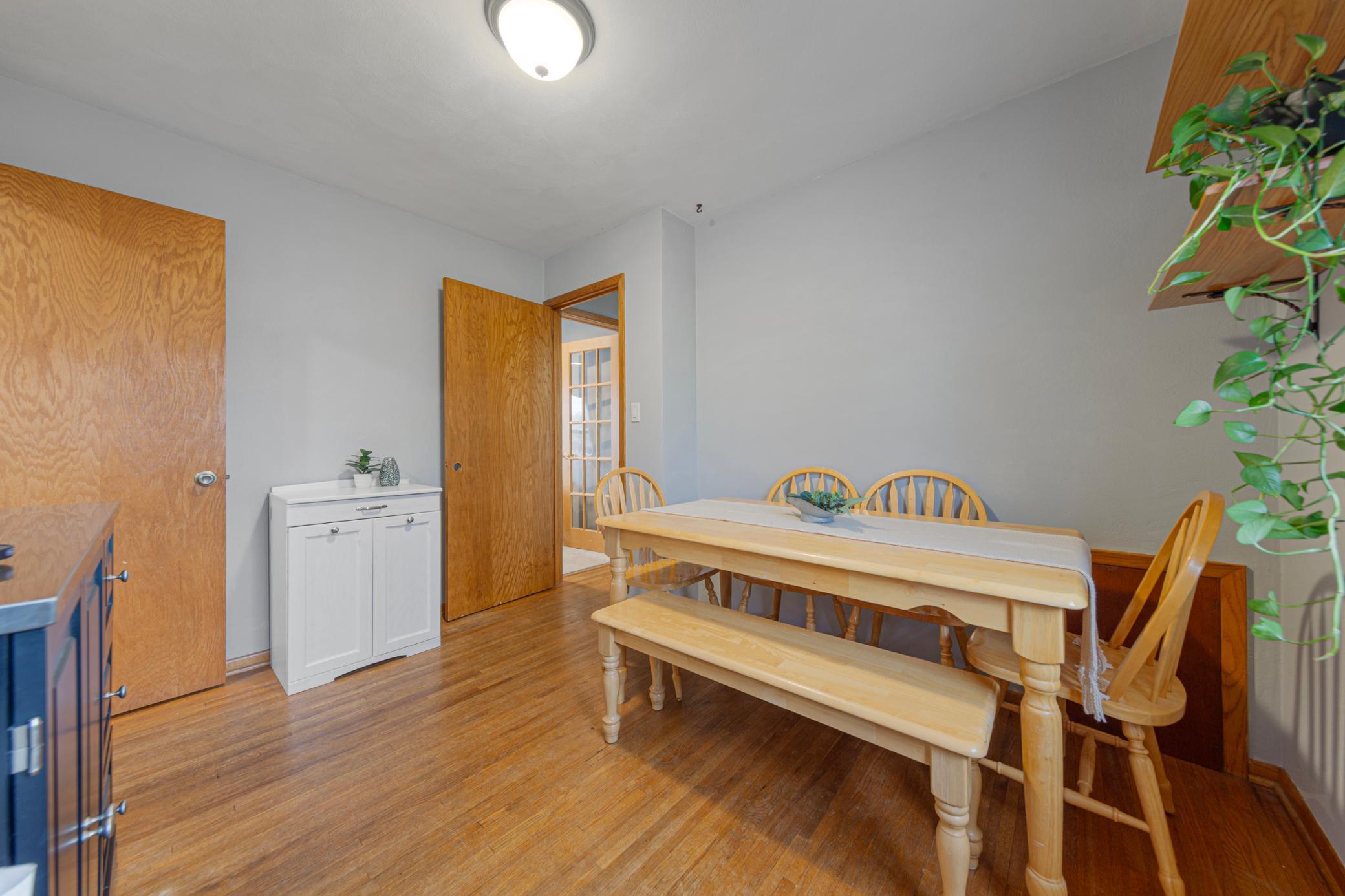 15 bedroom 1_dining.jpg