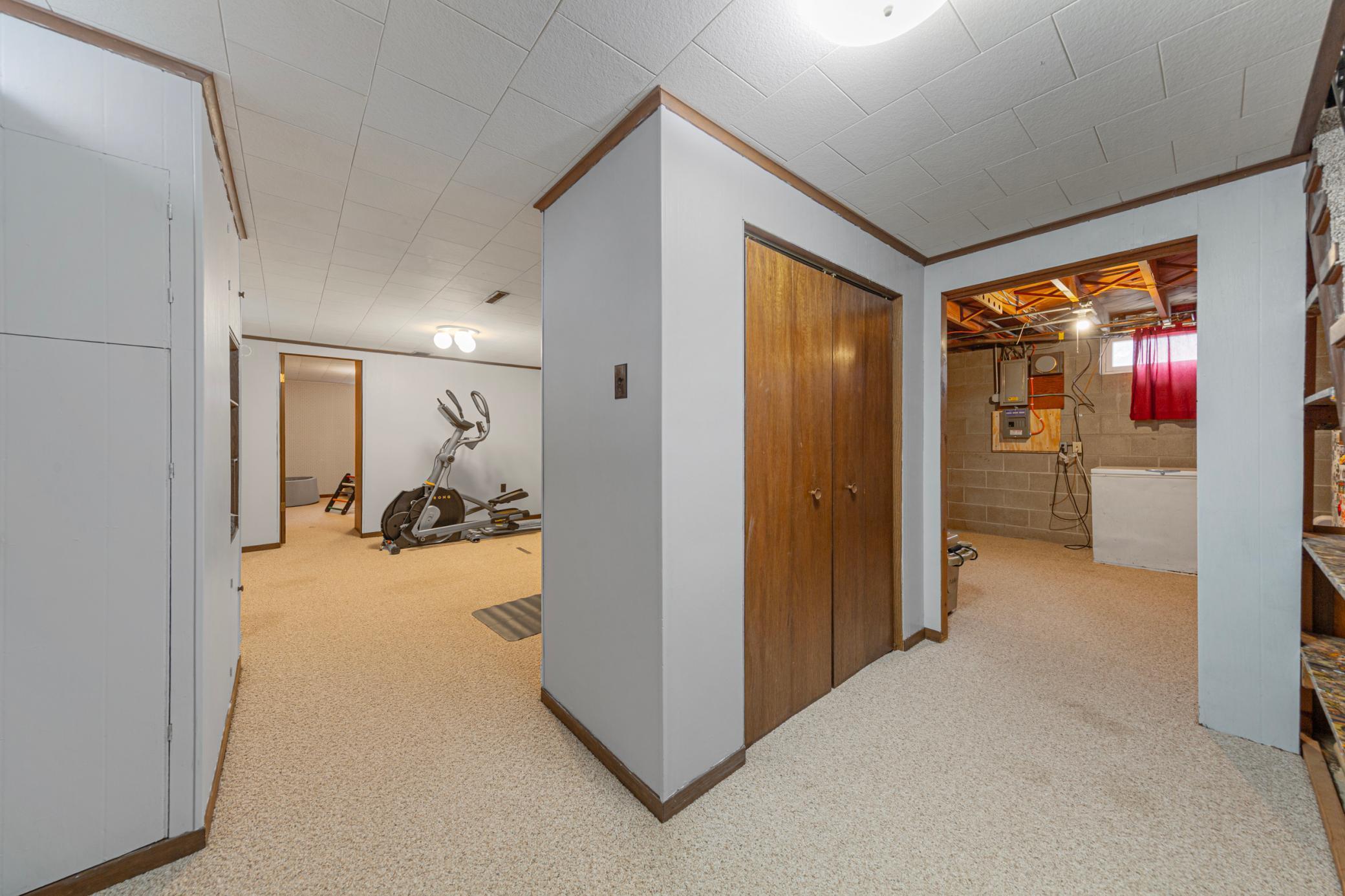 21 landing_lower.jpg