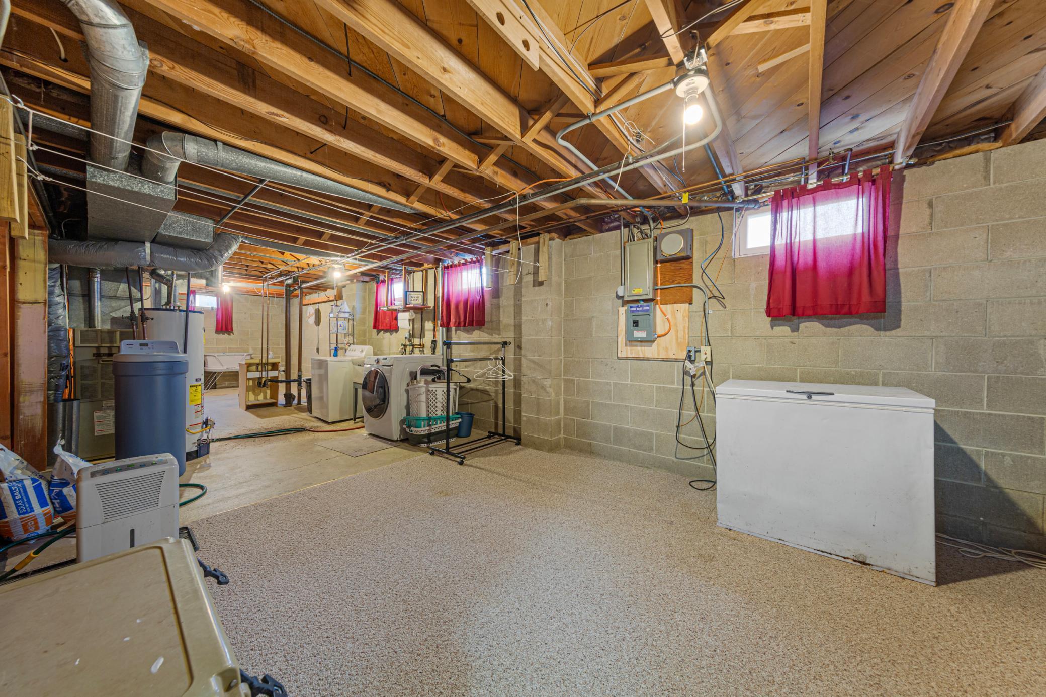 25 utility_lower.jpg