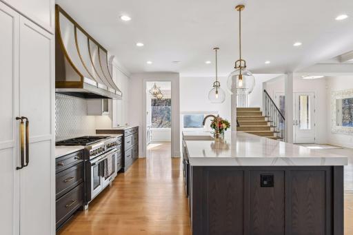 Everyone can truly gather in this kitchen and still have room to spare