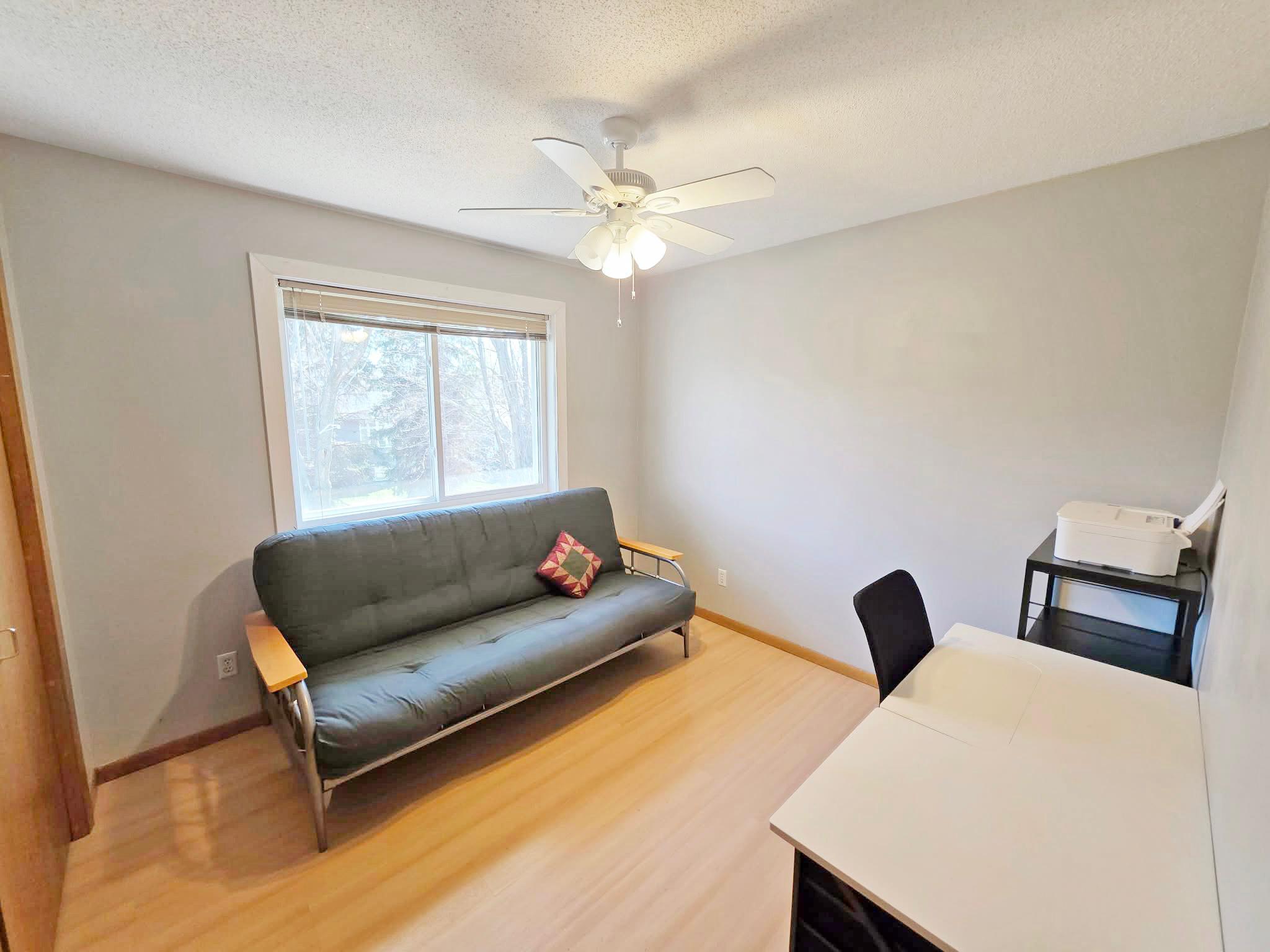Upper Bed 2.jpg