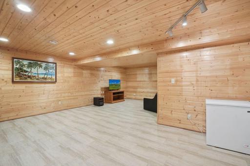 9699 123rd Avenue SE, Lake Lillian, MN 56253