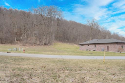 2760 Oakhurst Drive, Lake City, MN 55041