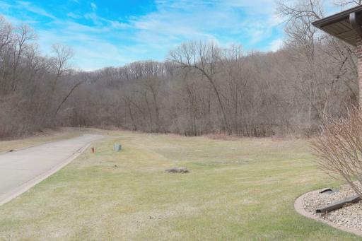2760 Oakhurst Drive, Lake City, MN 55041